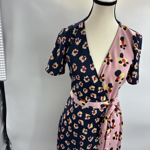 BCBGeneration Womens XS Wrap Dress Mixed Print Short Sleeve Tie Belt Midi - Picture 2 of 7